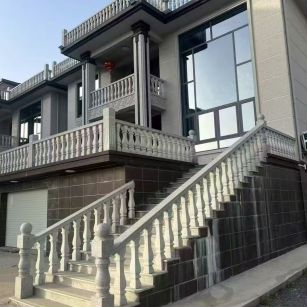 聊城 芝麻白别墅阳台栏杆，楼梯栏杆
