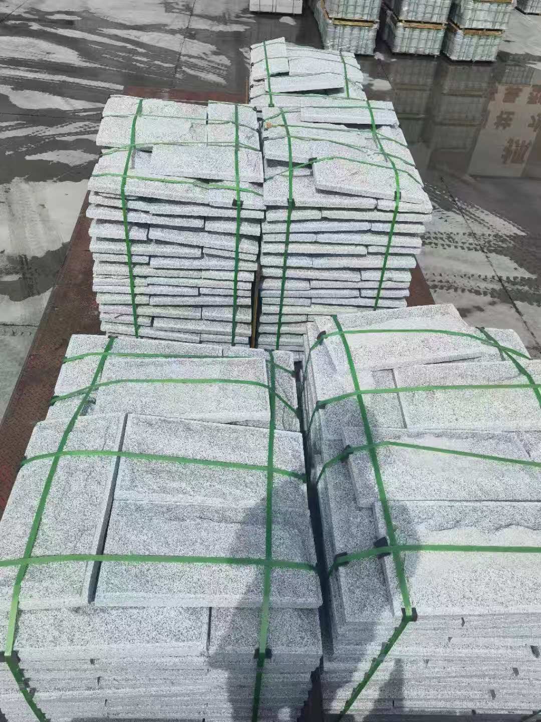 聊城 芝麻白蘑菇石装车出货