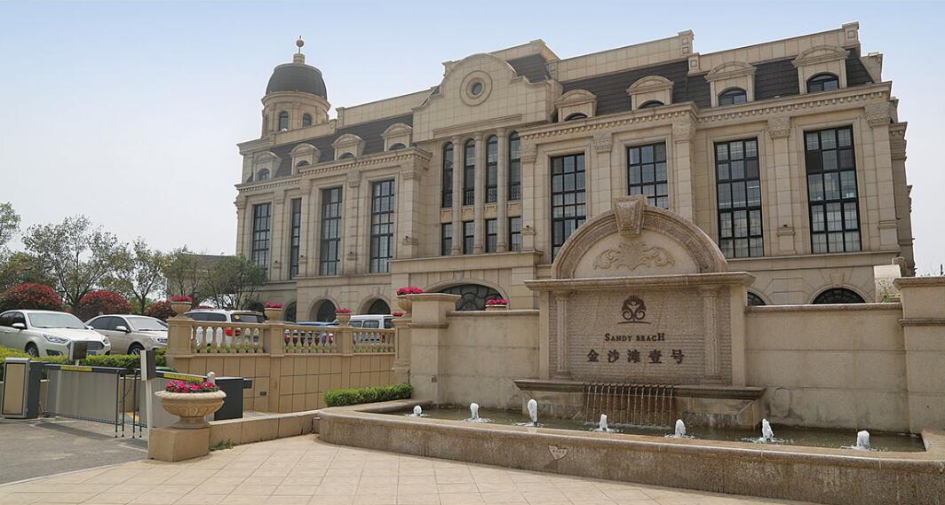 聊城花岗岩黄金麻建筑外墙干挂案例