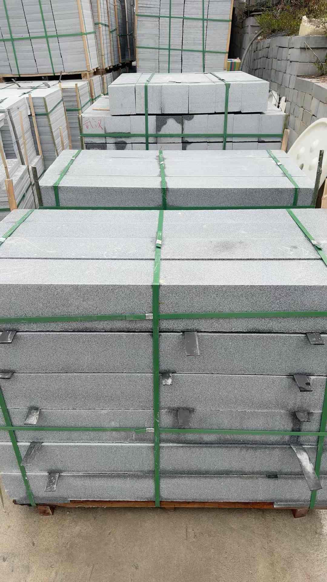 聊城 芝麻灰机切面栏杆