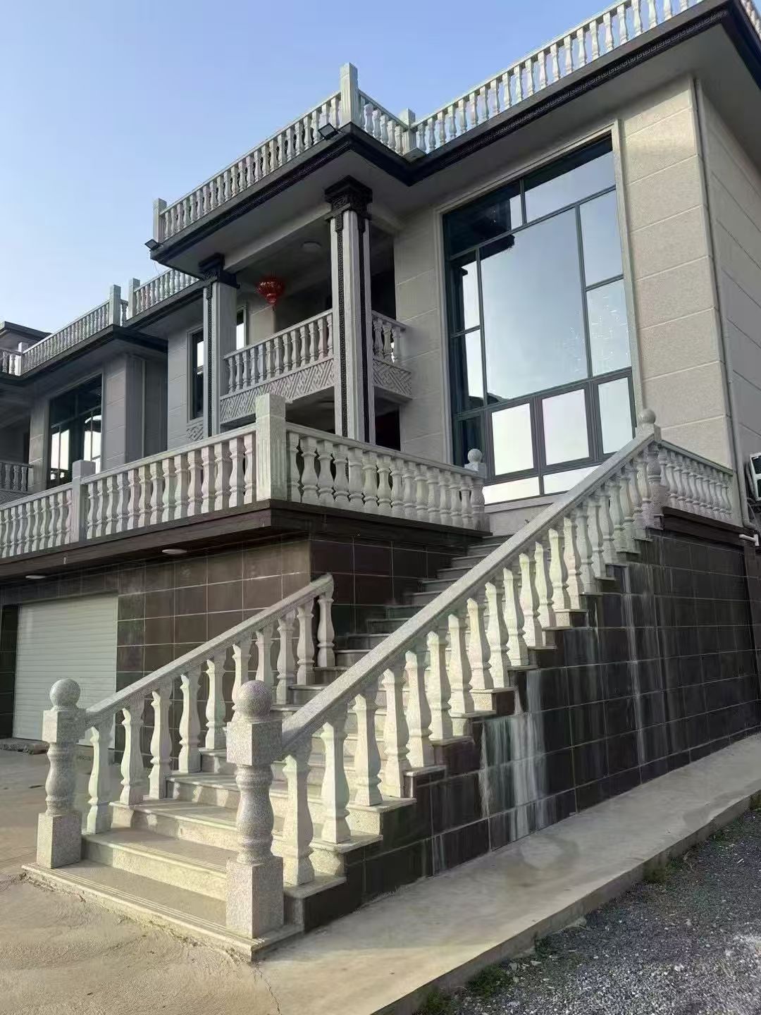 聊城 芝麻白别墅阳台栏杆，楼梯栏杆