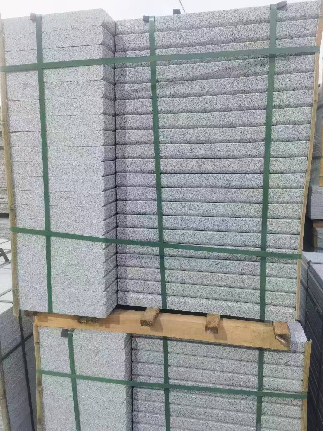 聊城 5公分芝麻白，倒斜角，室外楼梯踏步