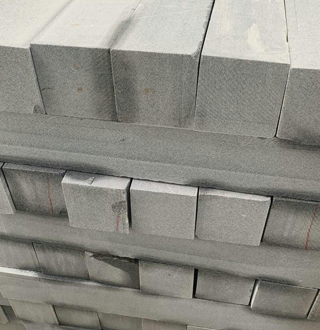 聊城芝麻灰路边石